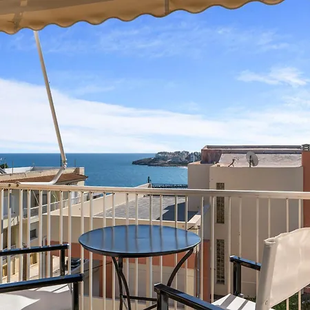 Apartment On The Port: